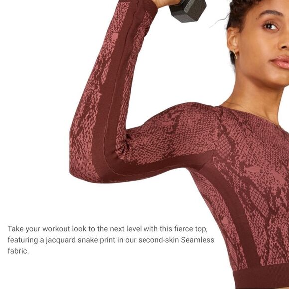 Fabletics Kamila Snake Print Seamless Crop Top | Cherry Mocha | Size M - Picture 7 of 14